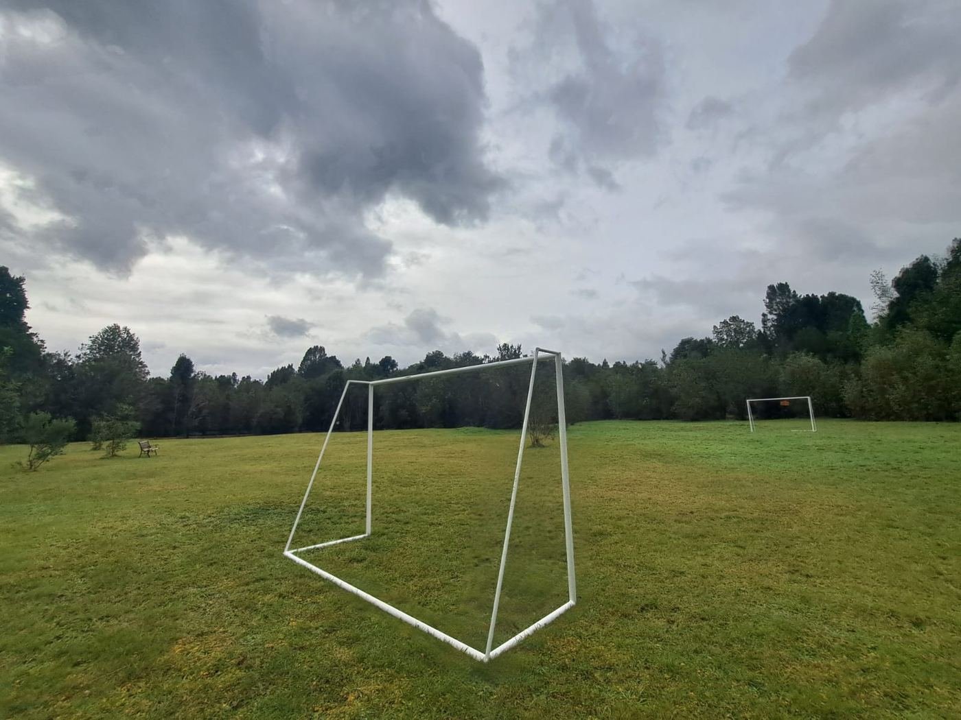 Cancha, área común del condominio — Parcela con Casa — La Colonia